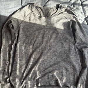 Lululemon swiftly tech long sleeve shirt